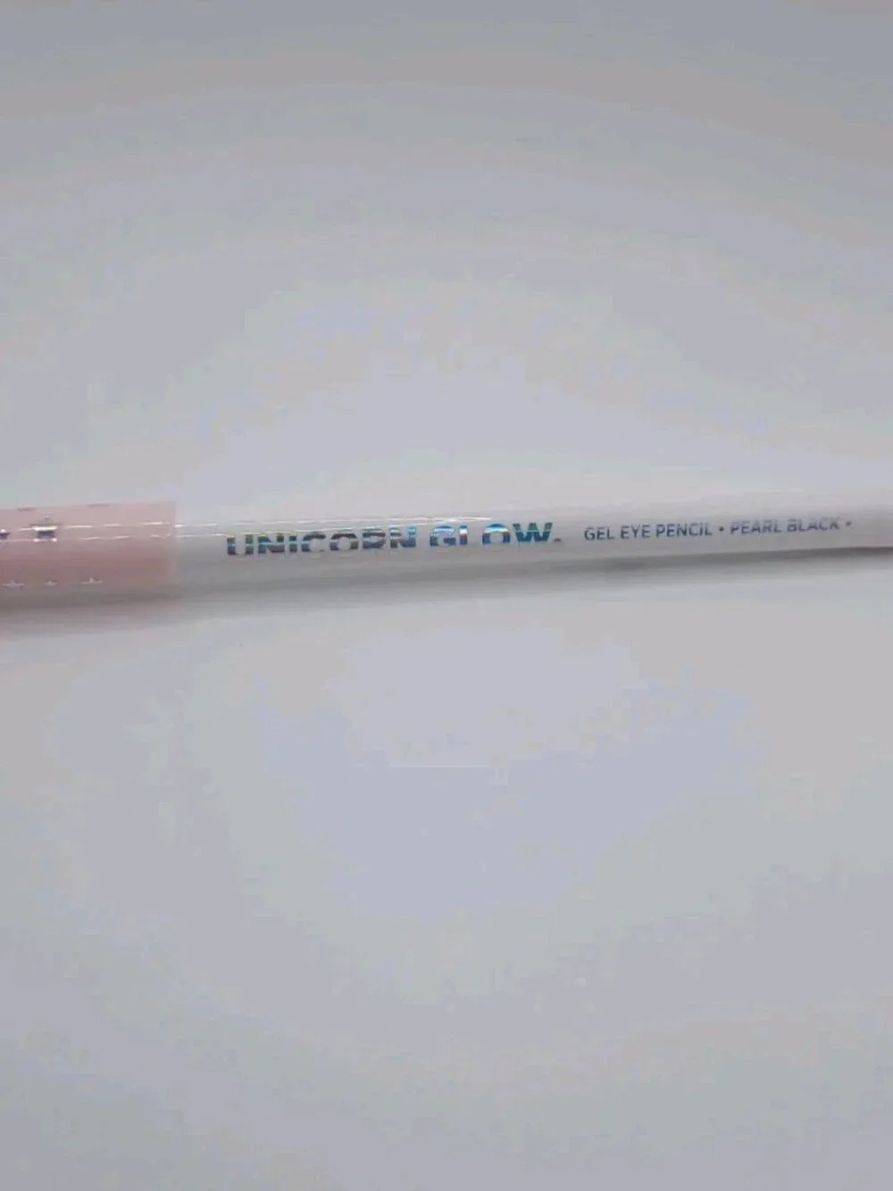 Unicorn Glow™ Gel Eye Pencil – Pearl Black
